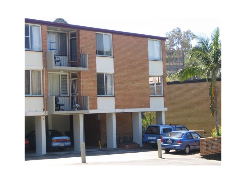 2/16 Blamey Street, Kelvin Grove QLD 4059