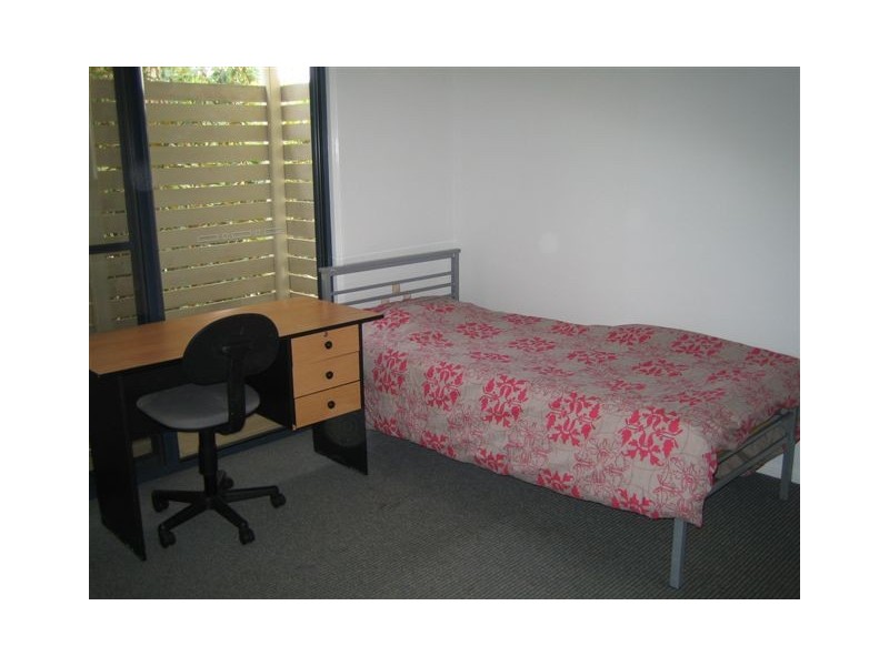 3/93 Scott Road, Herston QLD 4006