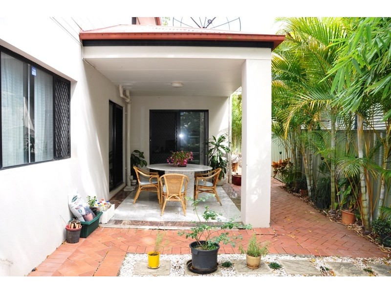 7 Normanby St, Indooroopilly QLD 4068