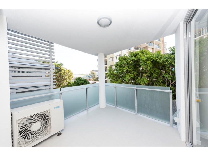 301/35 McDougall Street, Milton QLD 4064