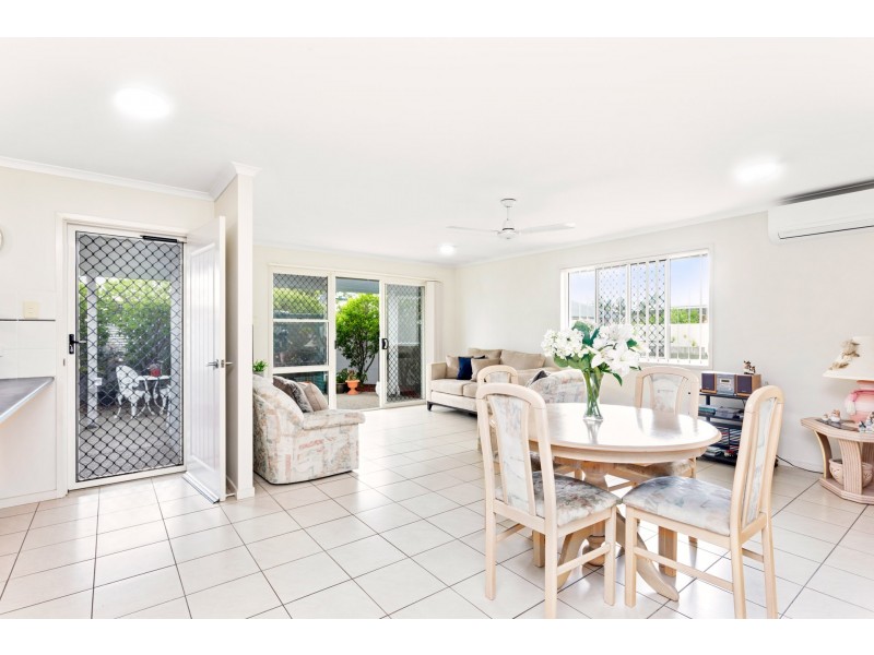 61/21 Tripcony Place, Wakerley QLD 4154