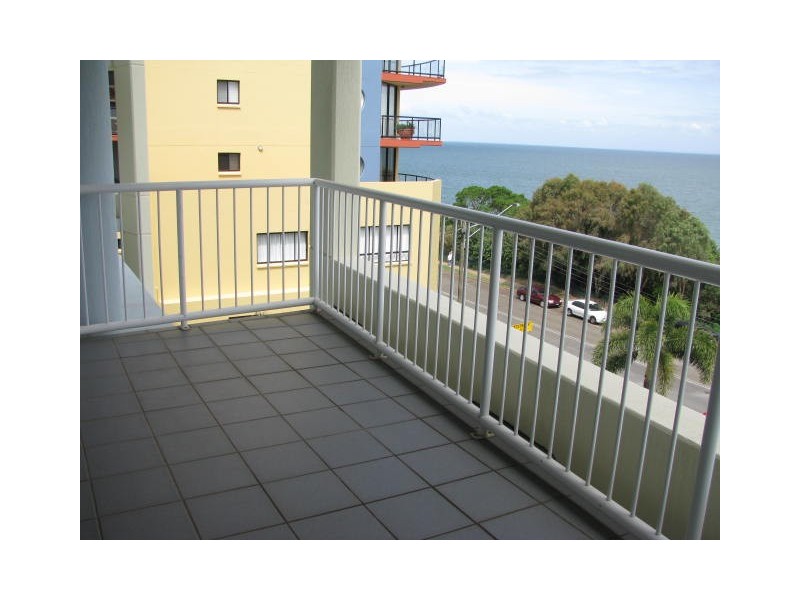 19/77 Marine Parade, Redcliffe QLD 4020