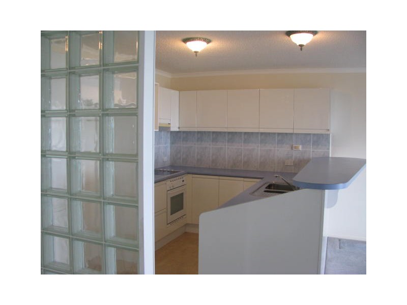 19/77 Marine Parade, Redcliffe QLD 4020