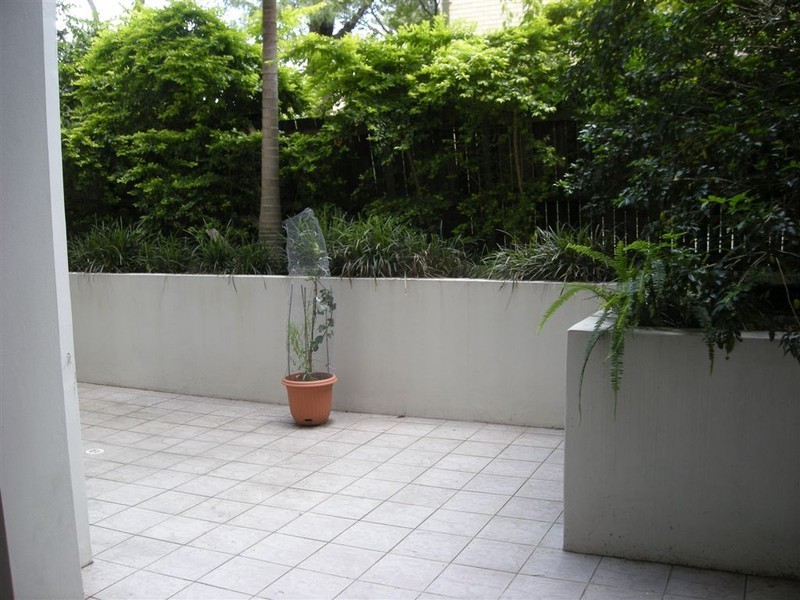 3/28 Belgrave Road, Indooroopilly QLD 4068