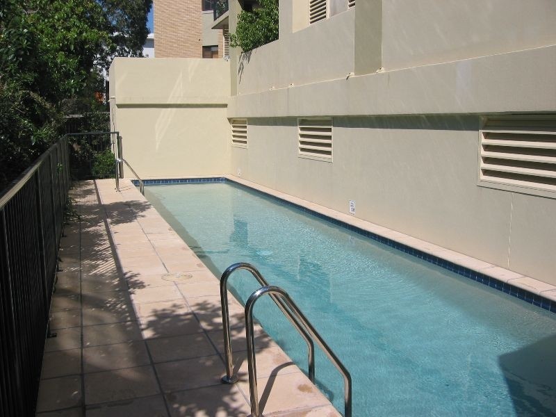 19/11 Grosvenor Road, Indooroopilly QLD 4068
