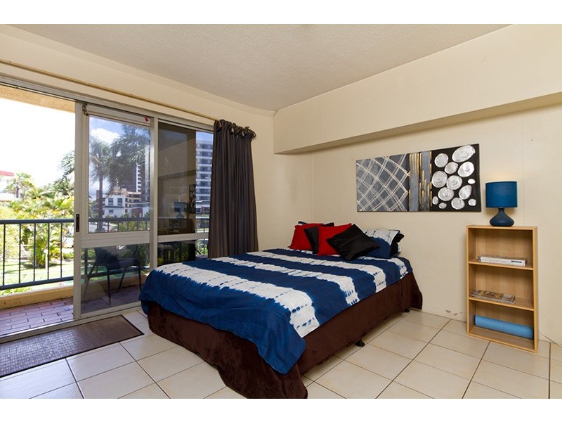 213 / 2 Barney Street, Southport QLD 4215
