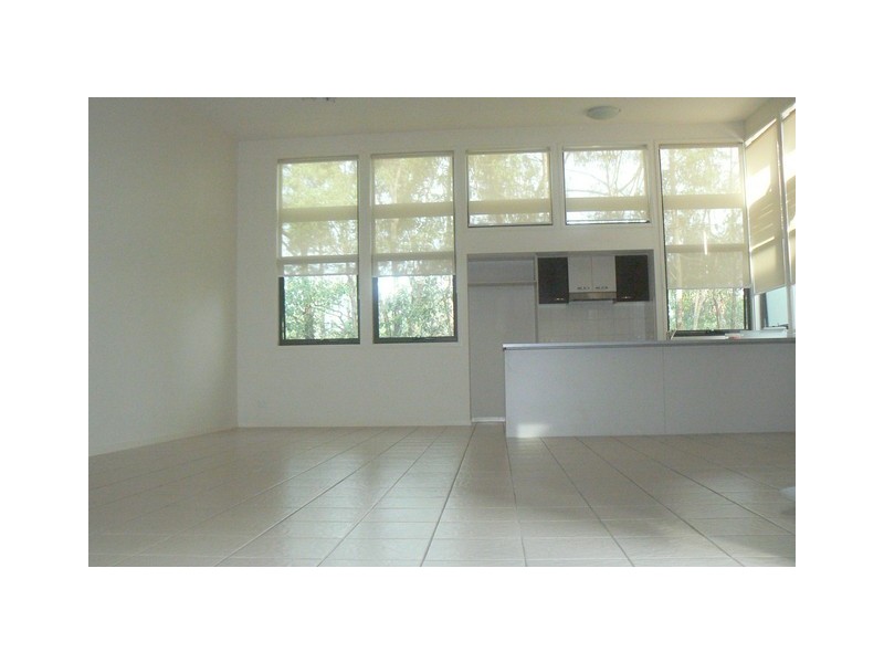 Mount Ommaney QLD 4074