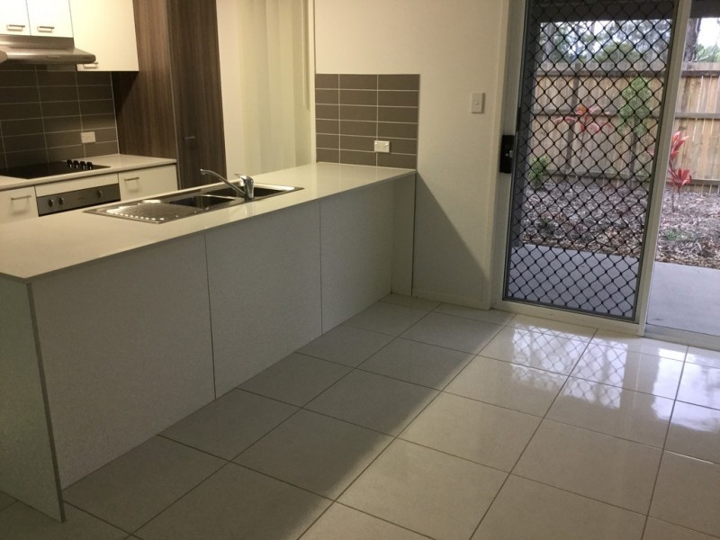 7/75 Gordon Rd, Redland Bay QLD 4165