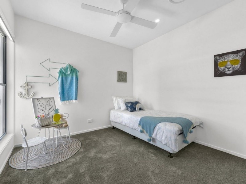 421 Trouts Road, Chermside QLD 4032