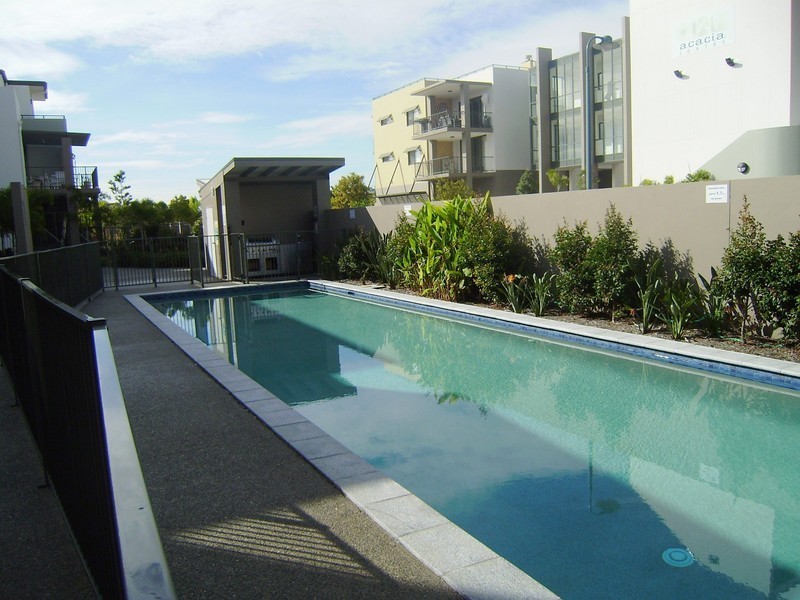 D3/2 Acacia Ct, Robina QLD 4226