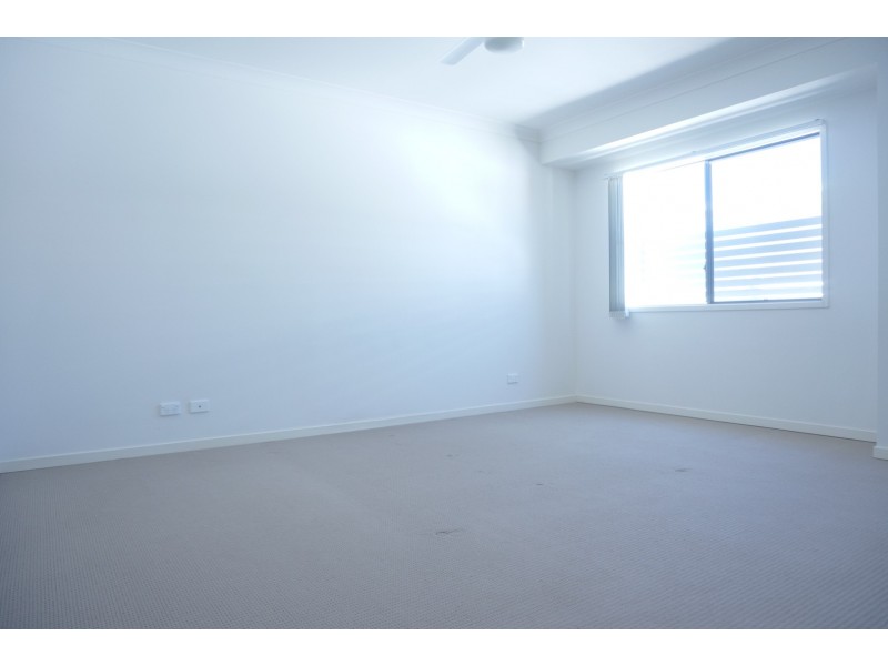 127 Duffield road, Kallangur QLD 4503