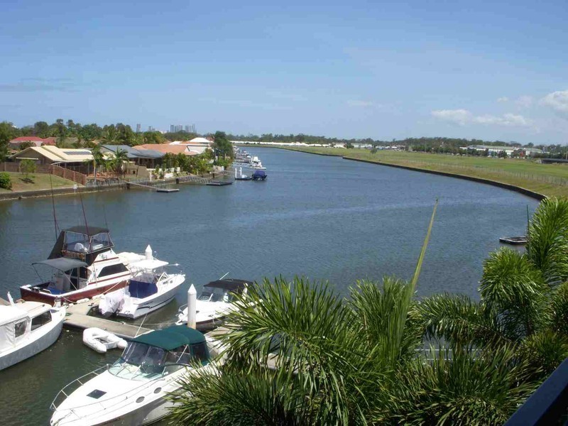 27/82-86 Limetree Parade, Runaway Bay QLD 4216