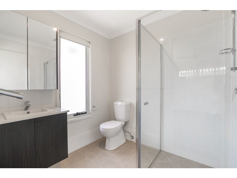370 GAINSBOROUGH DRIVE, Pimpama QLD 4209