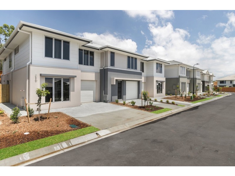 370 GAINSBOROUGH DRIVE, Pimpama QLD 4209