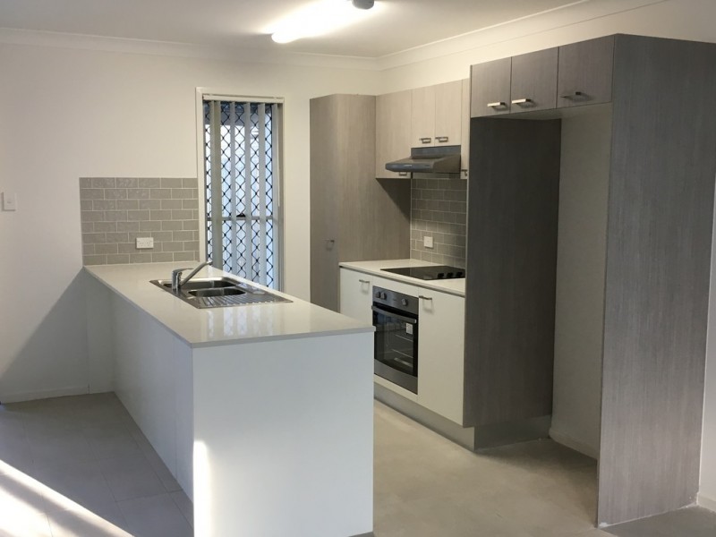 27/104A River Hills Road, Eagleby QLD 4207