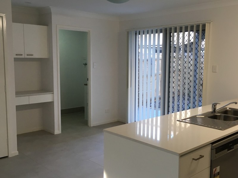 27/104A River Hills Road, Eagleby QLD 4207