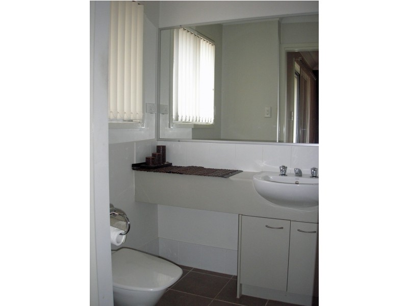 6 – 32 University Drive, Meadowbrook QLD 4131