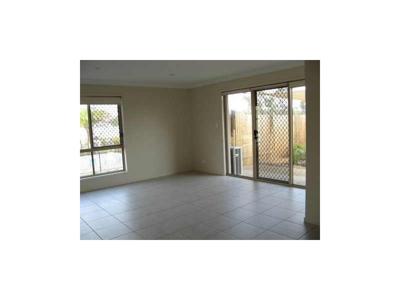 43/582 Manly Road, Wakerley QLD 4154
