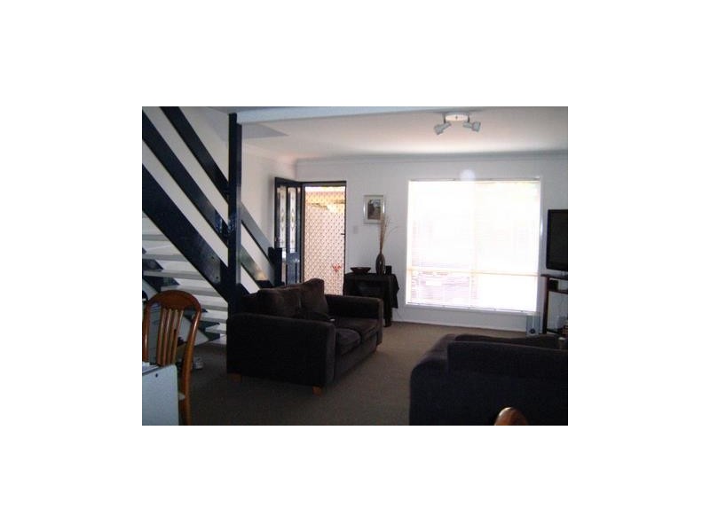 9/164 Wellington St, Ormiston QLD 4160