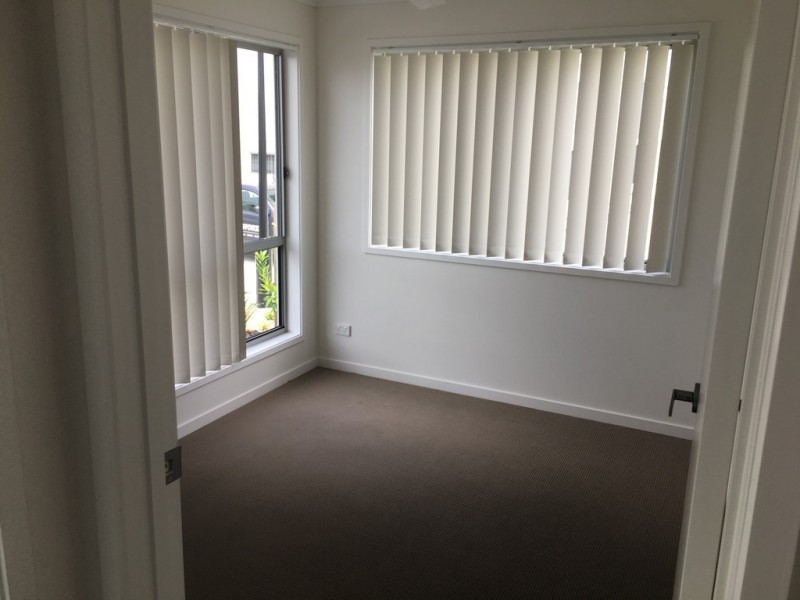 84B The Promenade, Springfield Lakes QLD 4300