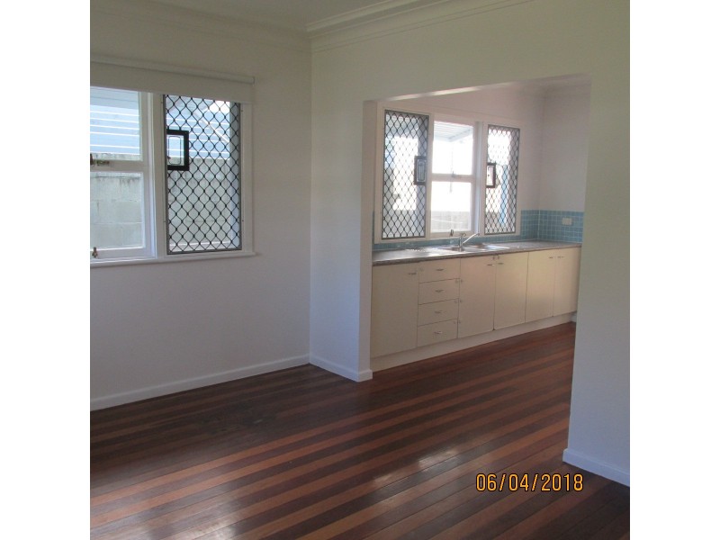 18 PETREL AVENUE, Mermaid Beach QLD 4218