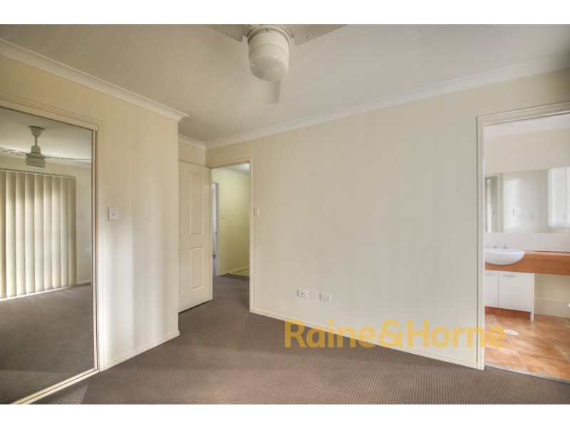 25 Buckingham Place, Eight Mile Plains QLD 4113