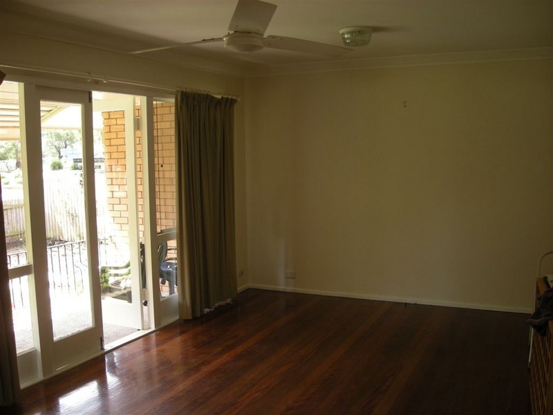 3 Cromarty Street, Kenmore QLD 4069