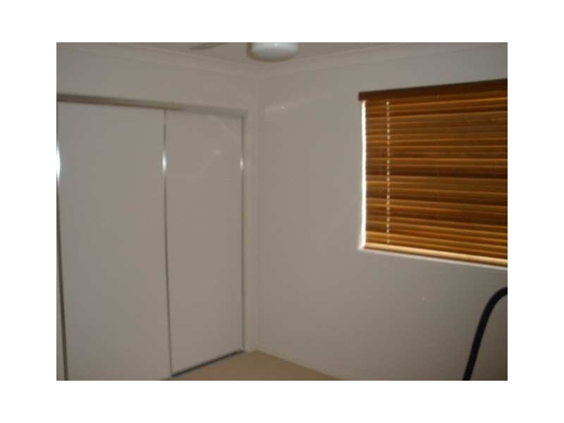 61 Greenway Circuit, Mount Ommaney QLD 4074