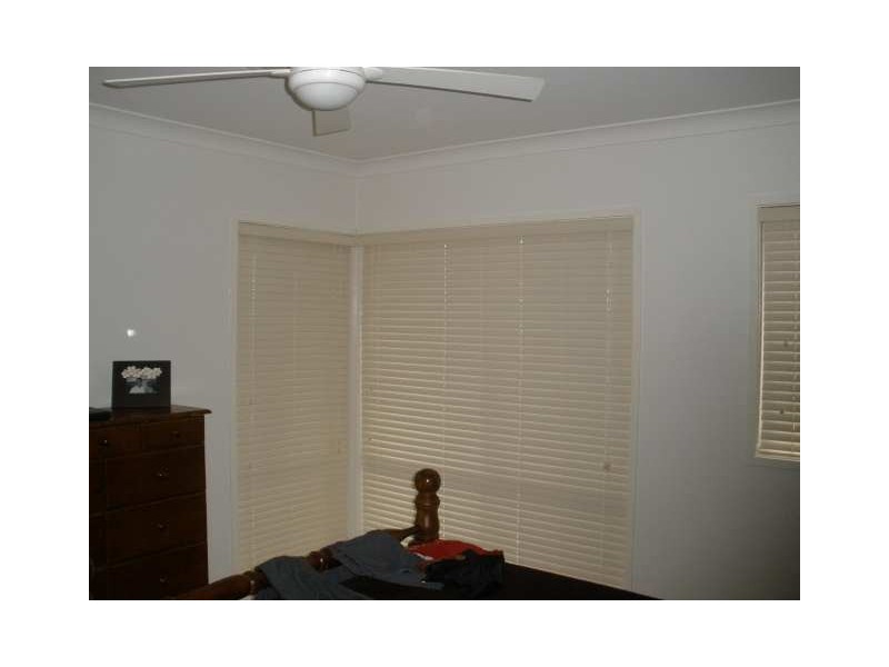 61 Greenway Circuit, Mount Ommaney QLD 4074