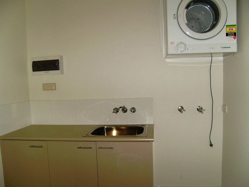 H2/2 Acacia Crt, Robina QLD 4226