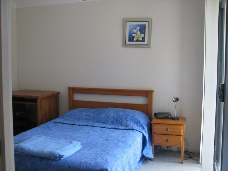 1/18 Geraldton Drive, Varsity Lakes QLD 4227