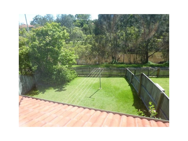 U22/75 Brown Street, Labrador QLD 4215