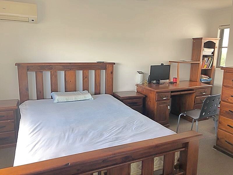 30 Girraween Crescent, Parkinson QLD 4115