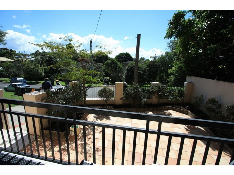 2/77 Depper Street, St Lucia QLD 4067