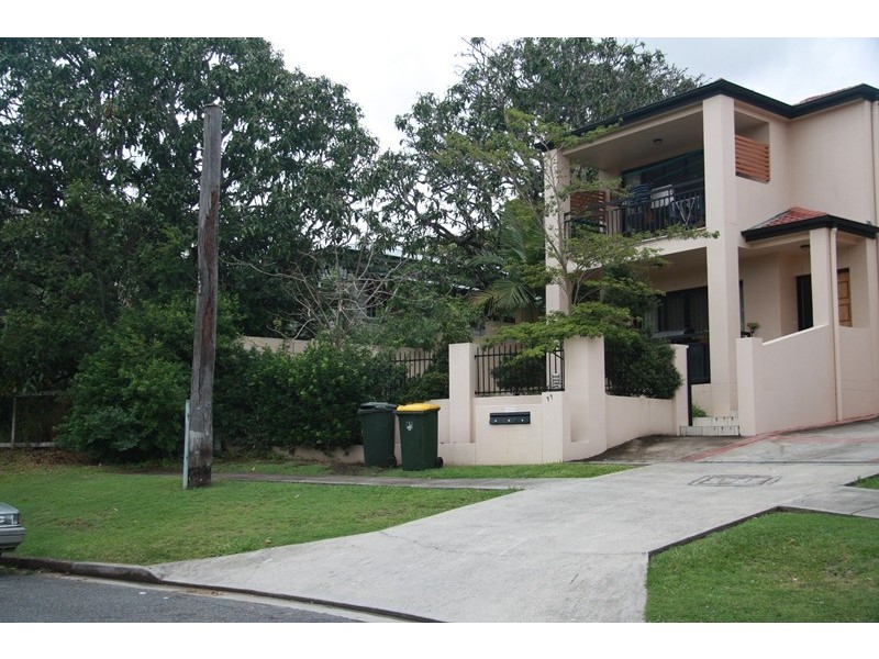 2/77 Depper Street, St Lucia QLD 4067