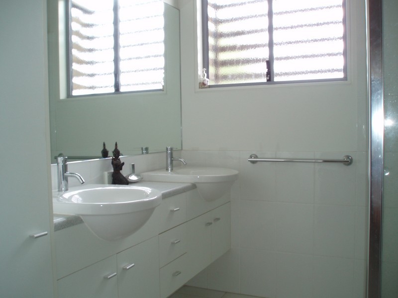 27/181 Lae Drive, Coombabah QLD 4216