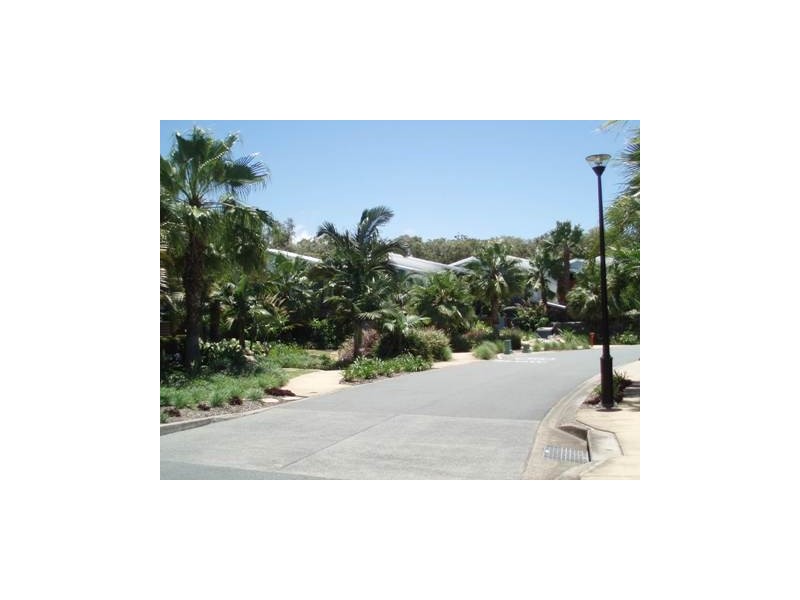 27/181 Lae Drive, Coombabah QLD 4216