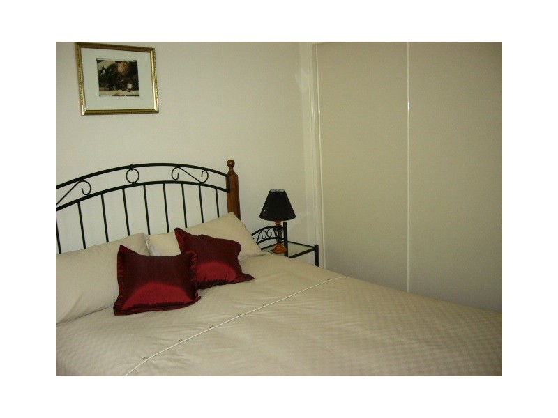 03/08 Buckingham Pl, Eight Mile Plains QLD 4113