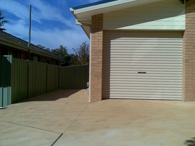 52 LYTTLETON CRESCENT, Cook ACT 2614