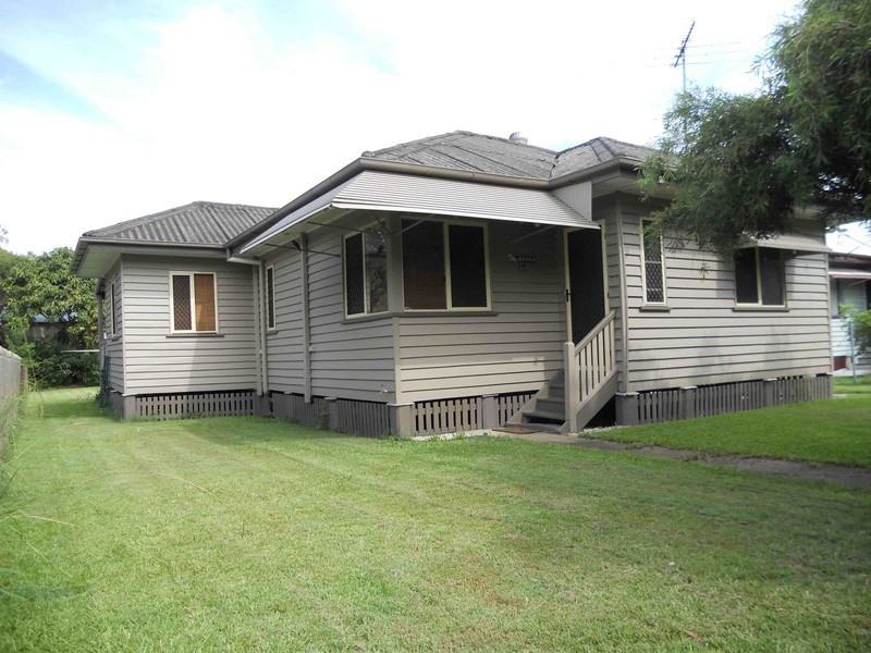 15 Clare Rd, Rocklea QLD 4106