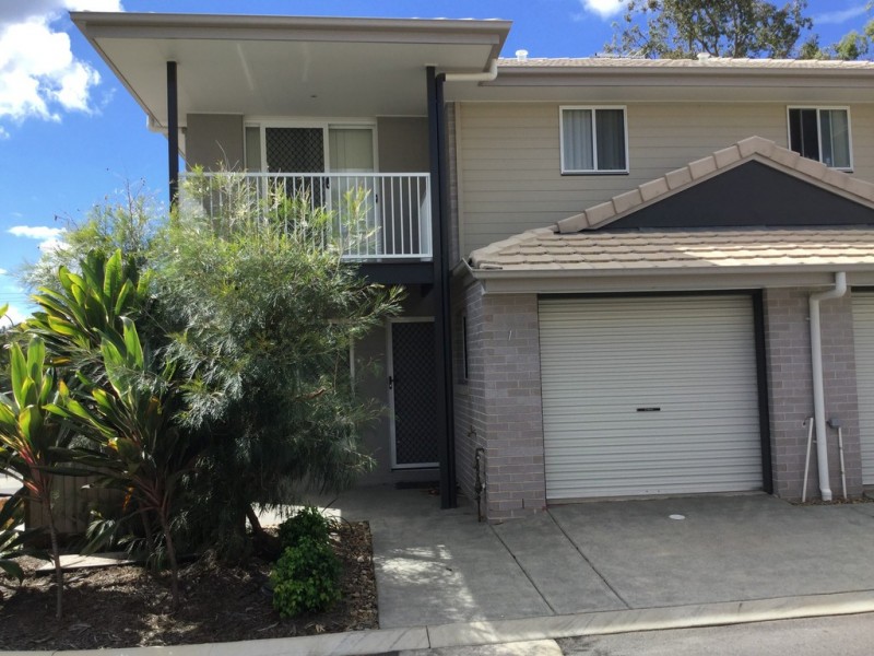 1/75 Gordon Rd, Redland Bay QLD 4165