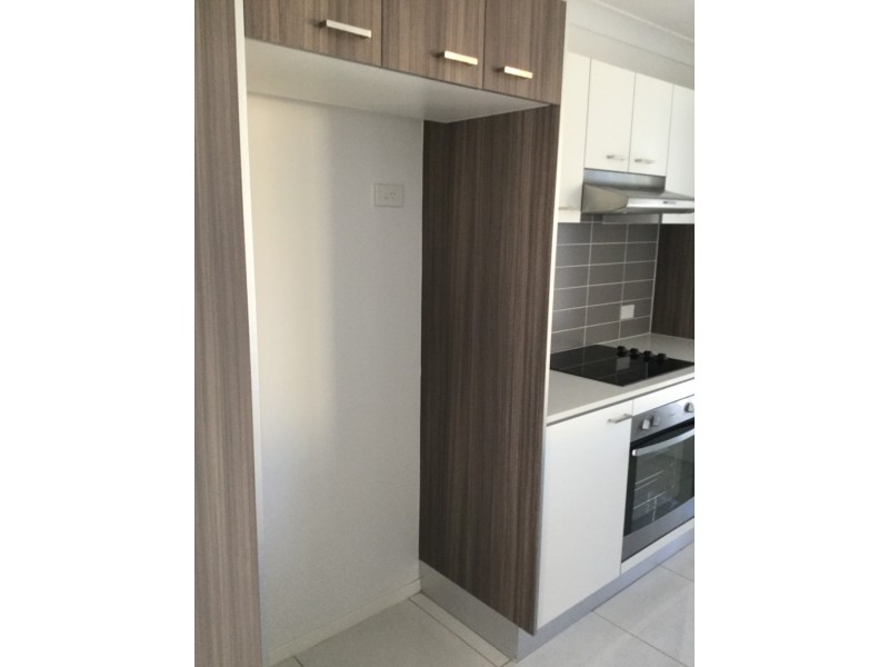 1/75 Gordon Rd, Redland Bay QLD 4165