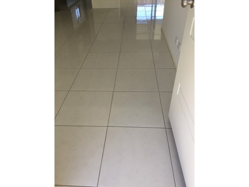 1/75 Gordon Rd, Redland Bay QLD 4165