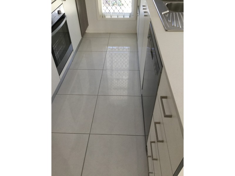 1/75 Gordon Rd, Redland Bay QLD 4165