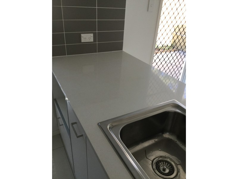 1/75 Gordon Rd, Redland Bay QLD 4165