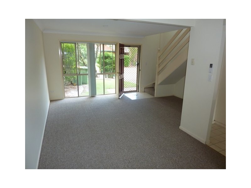 u67/75 Brown Street, Labrador QLD 4215