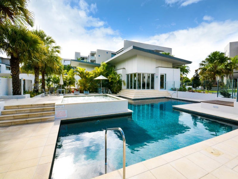 26/7 Grand Parade, Kawana Island QLD 4575