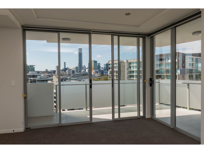 504/35 McDougall Street, Milton QLD 4064