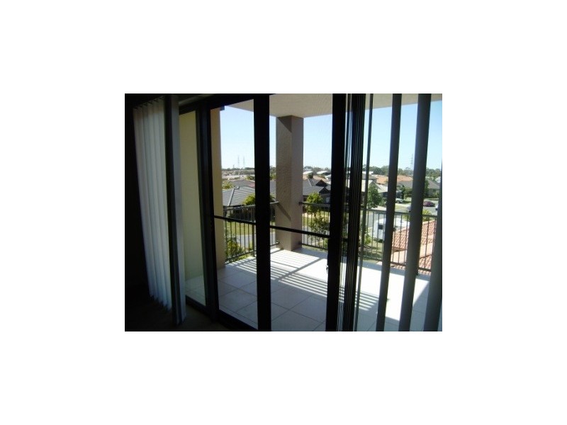 G10/2 Acacia Crt, Robina QLD 4226
