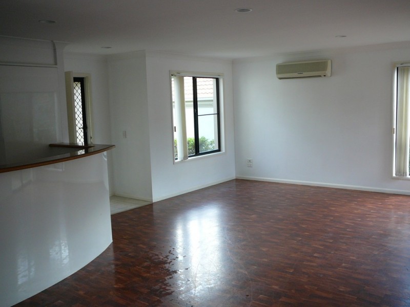 U06-31 Langport Parade, Mudgeeraba QLD 4213
